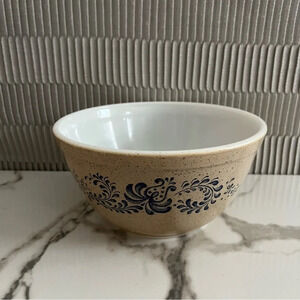 Pyrex Homestead Small Mixing Bowl Speckled Tan Blue 1.5 QT #402 Vintage MCM EUC